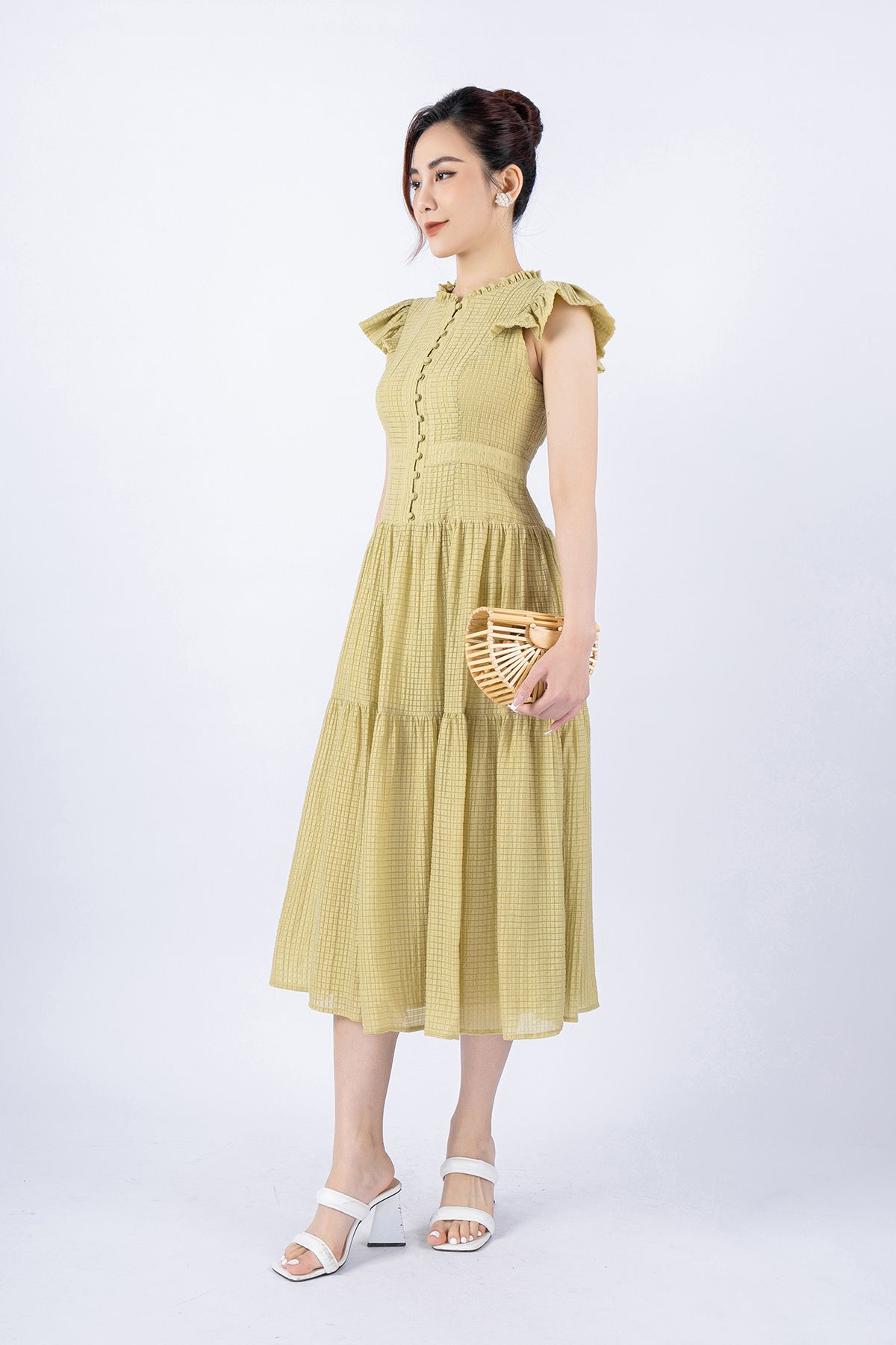 FDC34036 - Đầm công sở vải tơ dáng xòe có lót vải habutai cổ nhún tay bèo thân phối cúc bọc tạo kiểu khóa thân sau - PANTIO