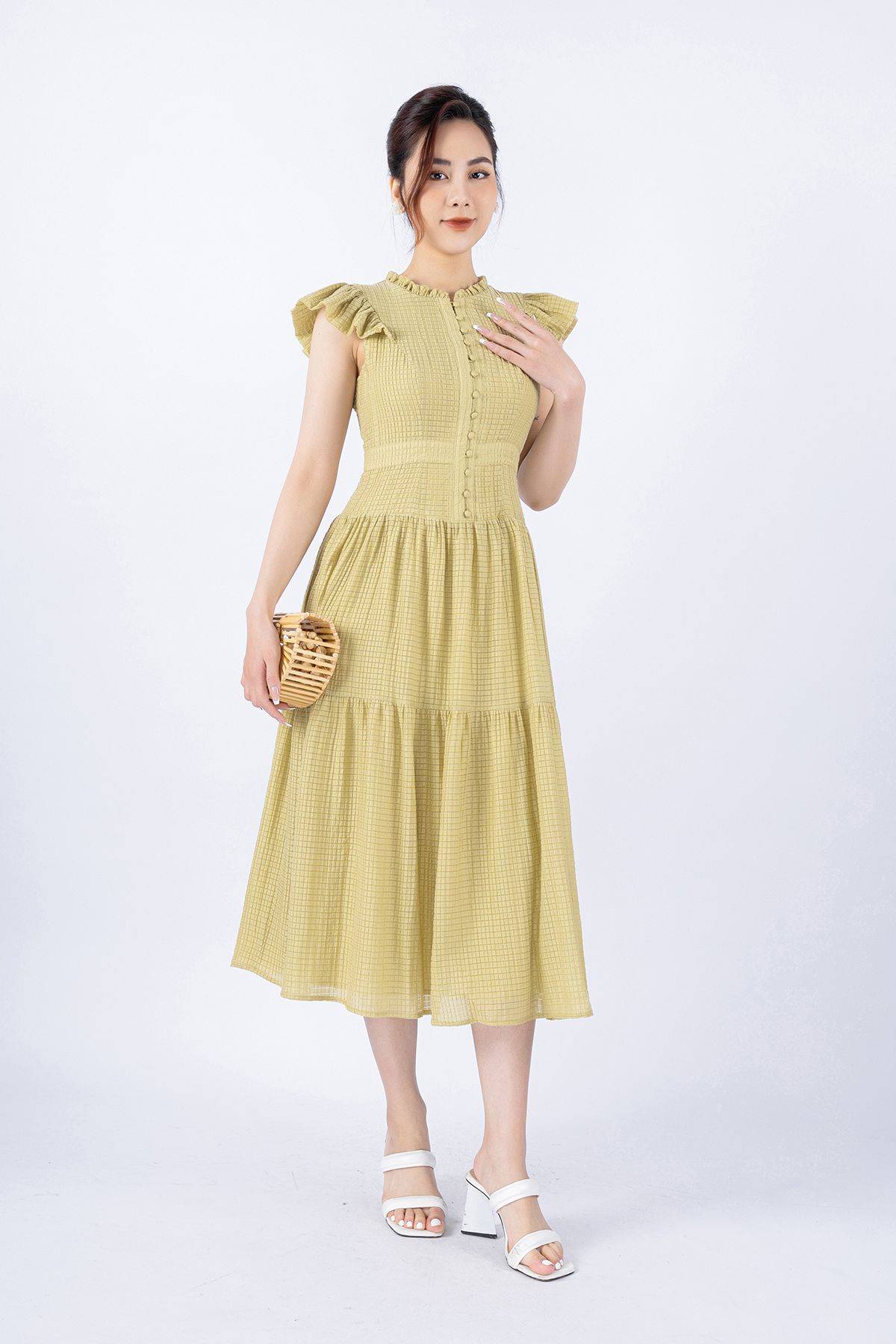 FDC34036 - Đầm công sở vải tơ dáng xòe có lót vải habutai cổ nhún tay bèo thân phối cúc bọc tạo kiểu khóa thân sau - PANTIO