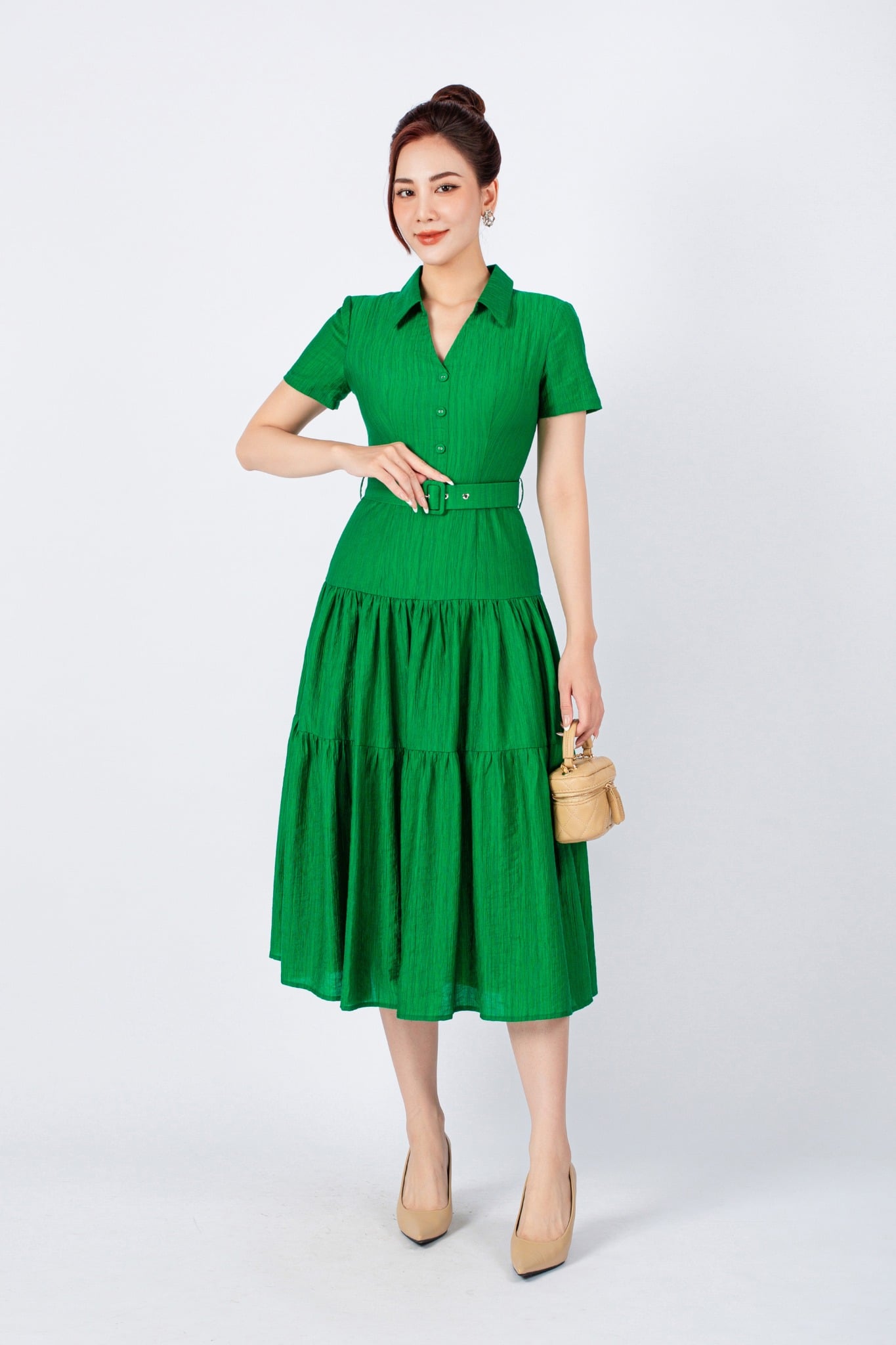 FDC34039 - Đầm công sở vải thô mỏng dáng xoè có lót habutai cổ đức thân ngực đính cúc trang trí kèm thắt lưng tạo kiểu khoá thân sau - PANTIO