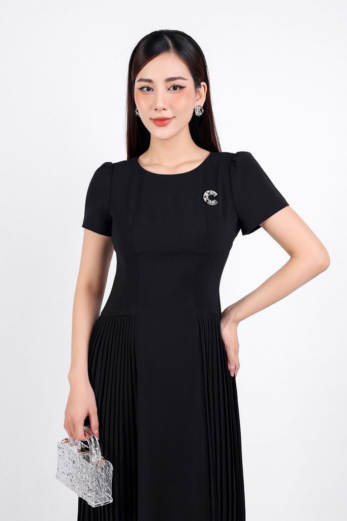 FDC34093 - Đầm công sở vải thô dáng suông cổ tròn eo đáp cạp bản to thân váy dập ly hai bên kèm phụ kiện kim loại trang trí khoá thân sau - PANTIO