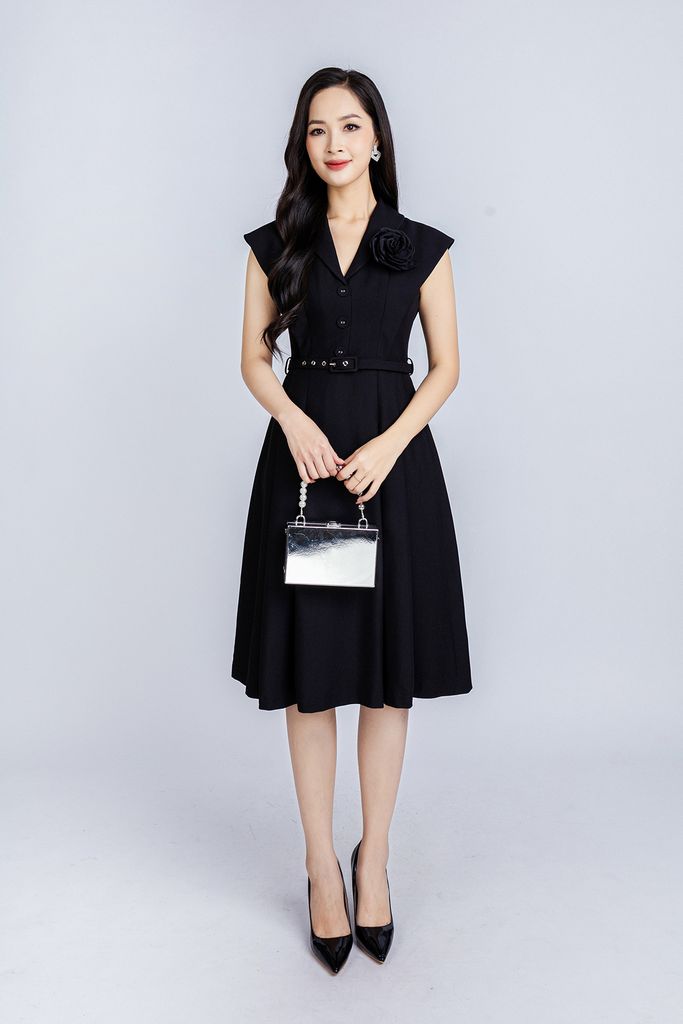 FDC34106 - Đầm công sở vải tuytsi dáng xoè có lót habutai cổ bẻ phối hoa 3D trang trí kèm thắt lưng tạo kiểu khoá thân sau - PANTIO
