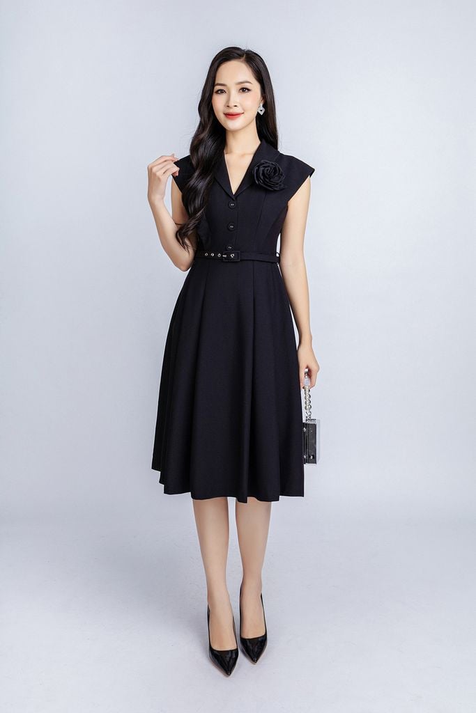 FDC34106 - Đầm công sở vải tuytsi dáng xoè có lót habutai cổ bẻ phối hoa 3D trang trí kèm thắt lưng tạo kiểu khoá thân sau - PANTIO