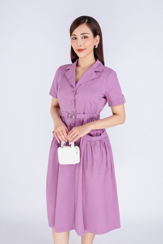 FDC34118 - Đầm công sở vải kaki dáng A cổ vest phối khuy cài eo bo chun phối mặt thắt lưng túi hai bên hông trang trí - PANTIO