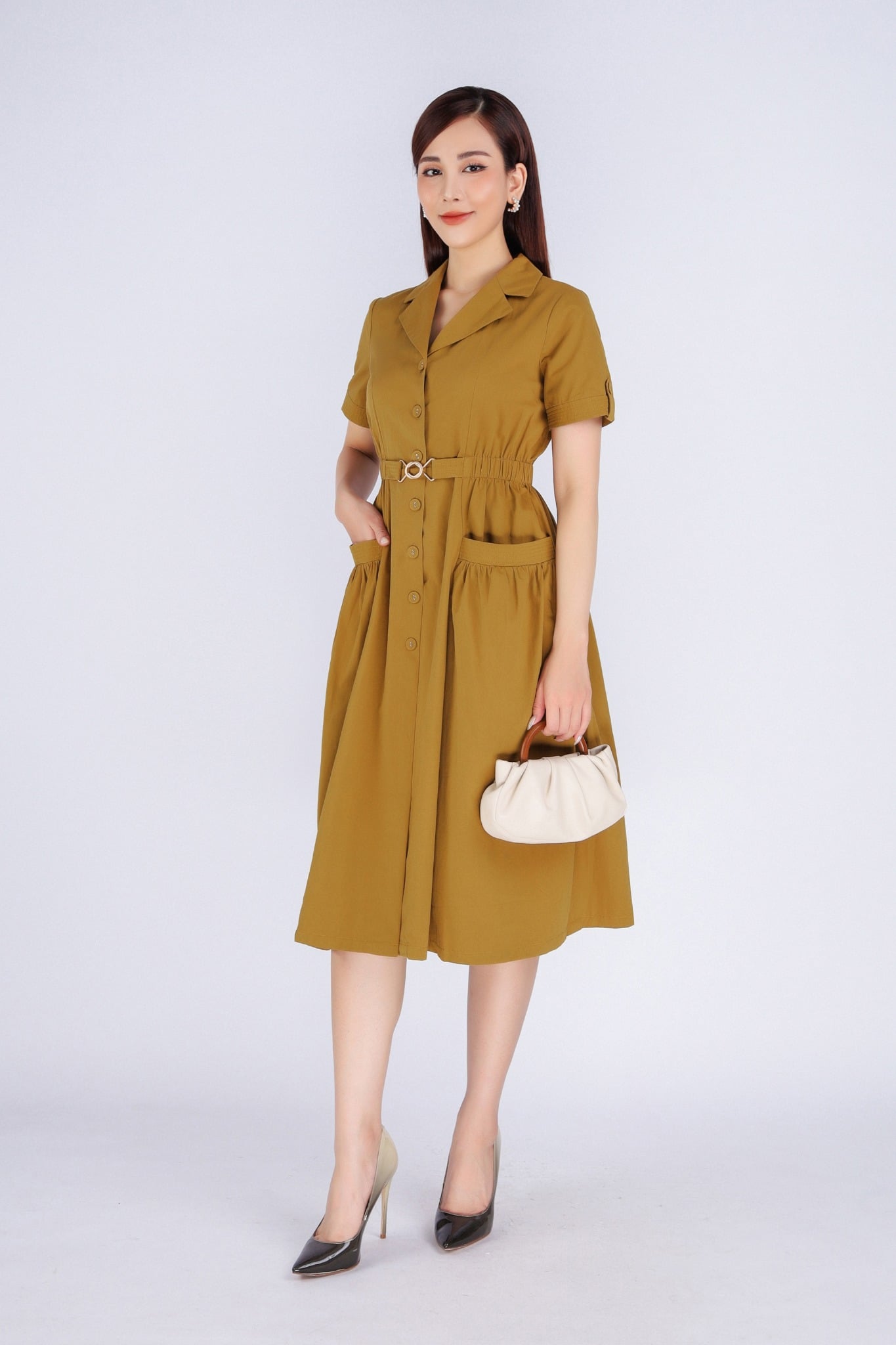 FDC34118 - Đầm công sở vải kaki dáng A cổ vest phối khuy cài eo bo chun phối mặt thắt lưng túi hai bên hông trang trí - PANTIO