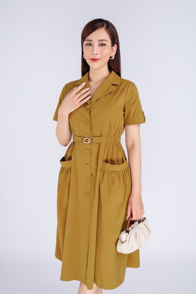FDC34118 - Đầm công sở vải kaki dáng A cổ vest phối khuy cài eo bo chun phối mặt thắt lưng túi hai bên hông trang trí - PANTIO