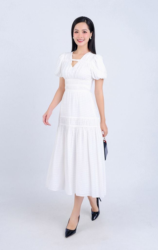 FDC34121 - Đầm công sở vải tơ hai lớp lót habutai dáng xoè nhẹ cổ chữ V đính nơ trang trí tay bồng thân váy nhún tạo kiểu khoá thân sau - PANTIO