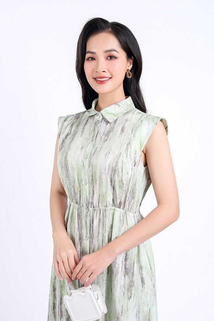 FDC34147 - Đầm công sở vải lụa xốp hai lớp lót habutai dáng suông cổ đức tay chờm eo bo chun gấu váy xếp tầng tạo kiểu cài khuy thân trước - PANTIO