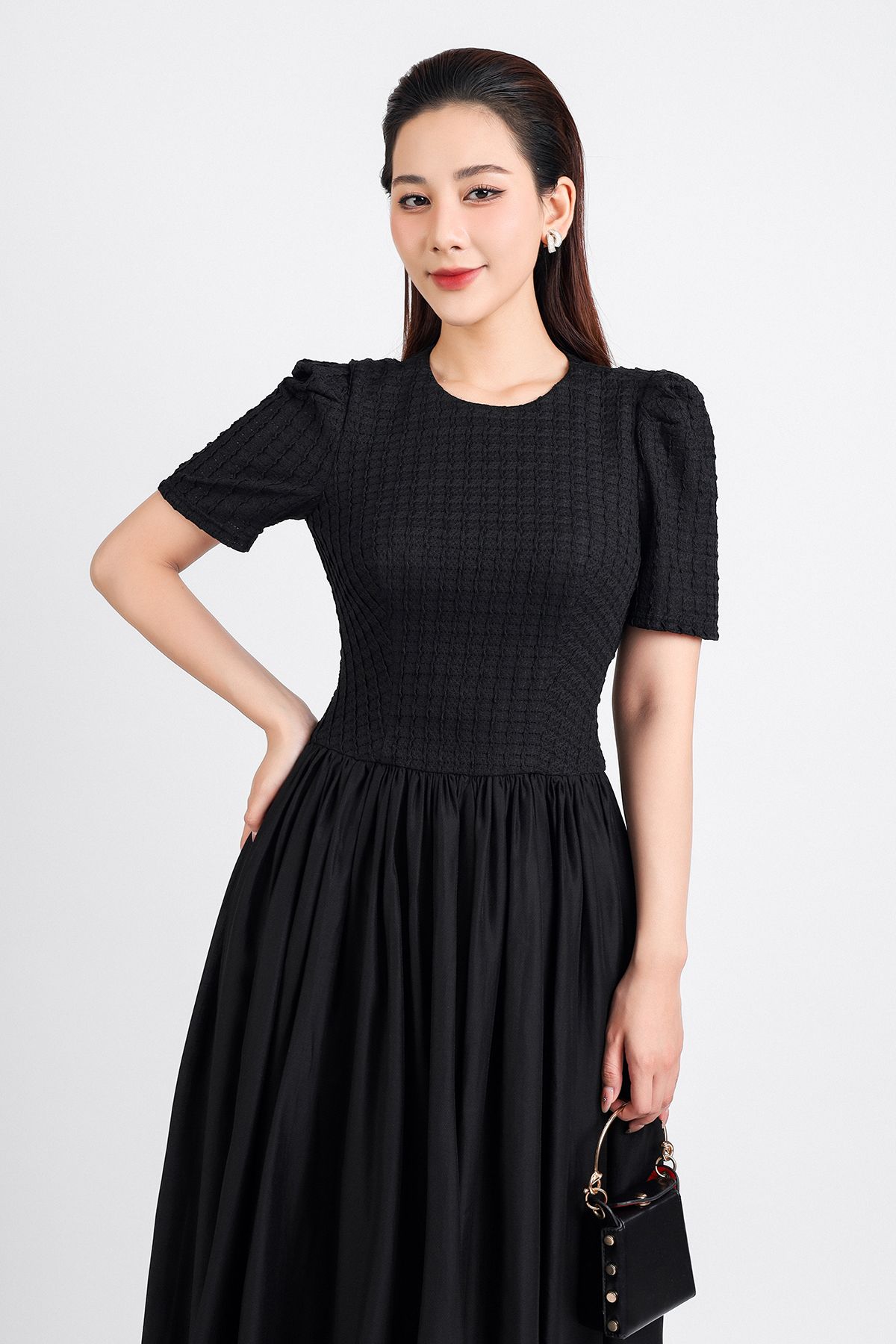 FDC34164 - Đầm công sở vải tơ dáng xoè hai lớp lót habutai thân trên phối ren cổ tròn tay bồng nhẹ eo nhún tạo kiểu khoá thân sau - PANTIO