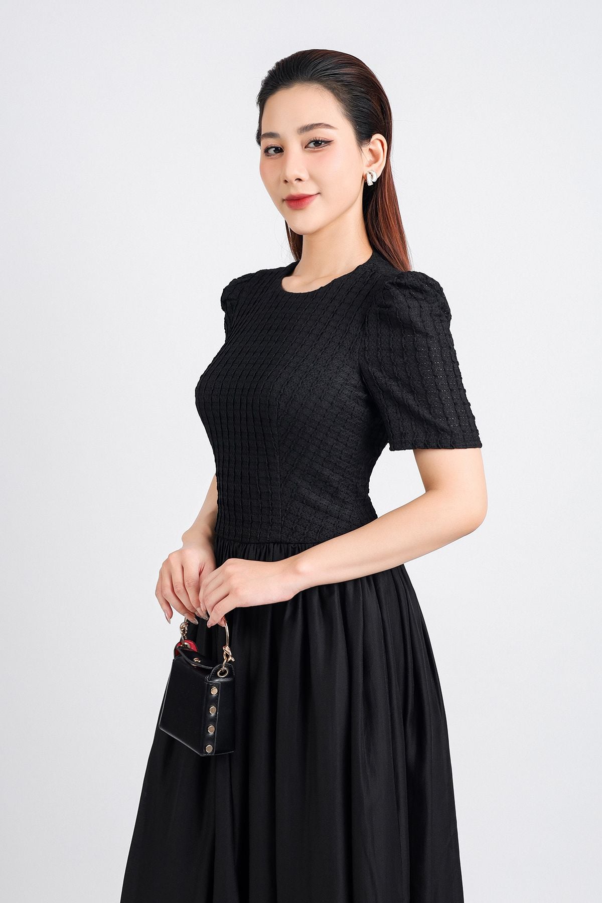 FDC34164 - Đầm công sở vải tơ dáng xoè hai lớp lót habutai thân trên phối ren cổ tròn tay bồng nhẹ eo nhún tạo kiểu khoá thân sau - PANTIO