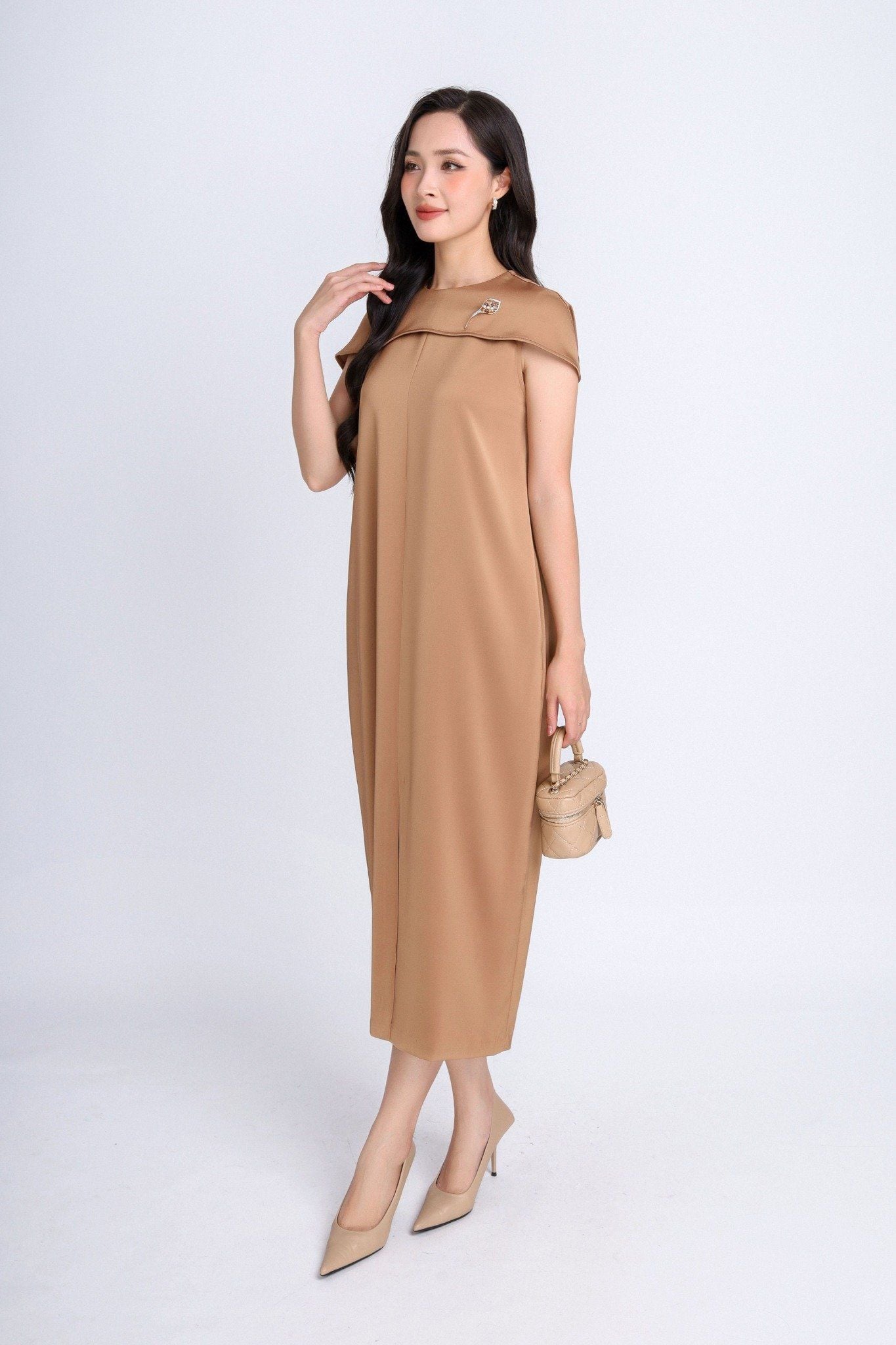 FDC34185 - Đầm công sở vải lụa dày dáng suông bom cổ tròn phối vạt chờm vai tạo kiểu- PANTIO