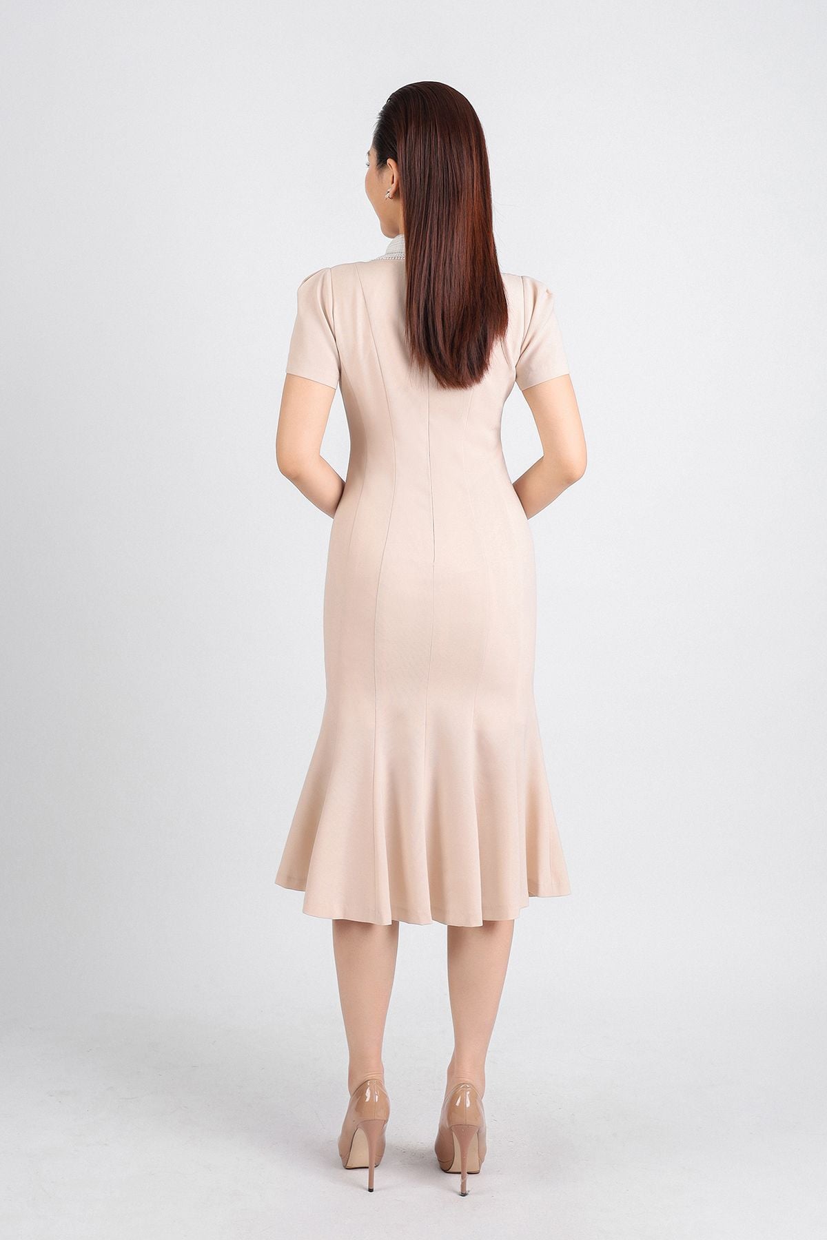 FDC34191 - Đầm công sở vải tuytsi dáng đuôi cá hai lớp lót habutai cổ đức ren lưới tay bồng nhẹ thân váy ôm khoá thân sau - PANTIO