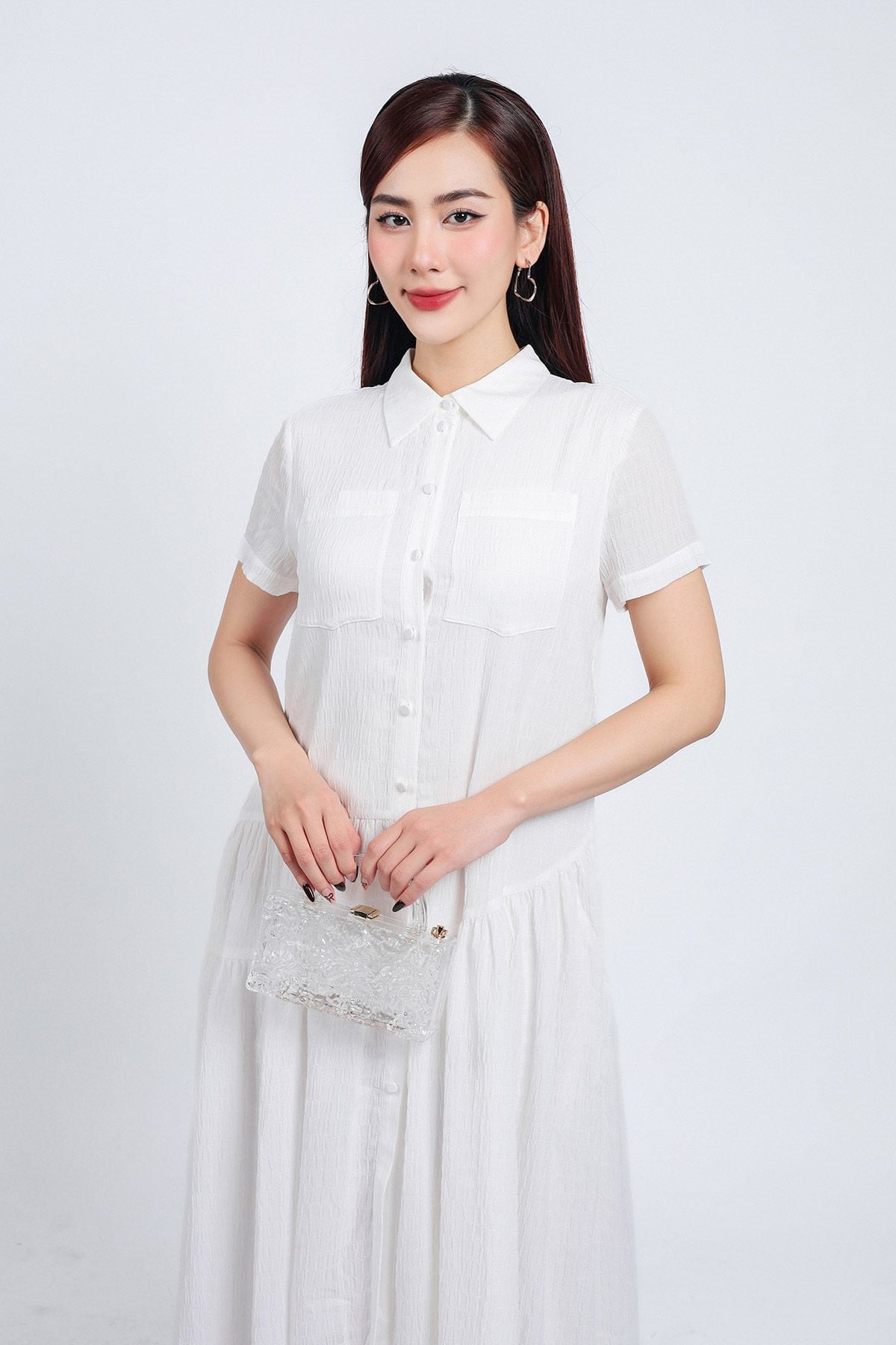 FDC34192 - Đầm công sở vải chiffon xốp dáng suông cổ đức tay ngắn thân váy xếp nhún tạo xoè cài khuy thân trước - PANTIO
