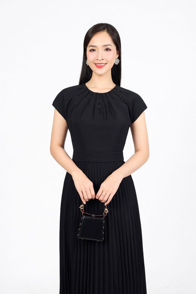 FDC34195 - Đầm công sở vải tuytsi dáng suông cổ tròn xếp nhún đính đá thời trang thân váy xếp ly khóa thân sau - PANTIO