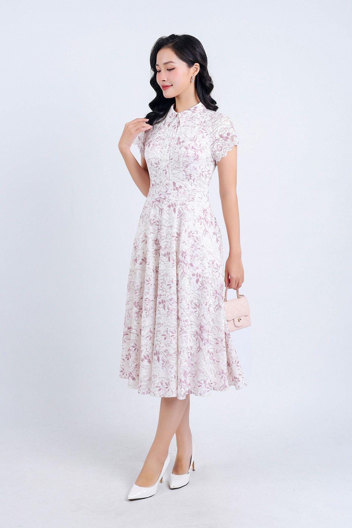 FDC34197 - Đầm công sở vải ren hoa hai lớp lót habutai dáng suông cổ đức thân váy phối ren đính ngọc trang trí khoá thân sau - PANTIO