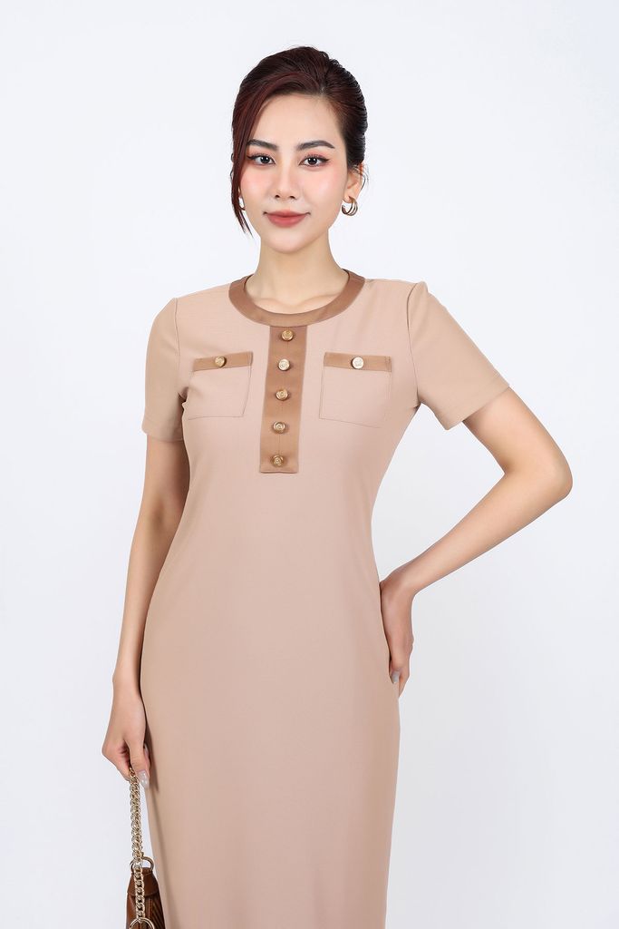 FDC35028 - Đầm công sở vải len dáng ôm cổ tròn tay ngắn thân áo đính khuy tạo kiểu - PANTIO