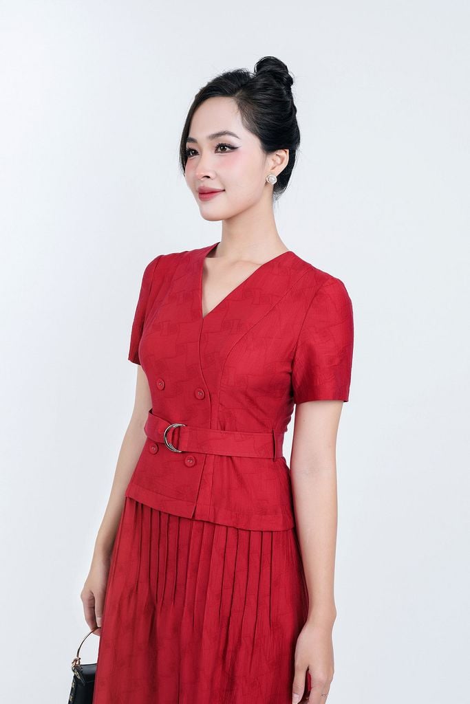 FDC35033 - Đầm công sở vải thô mỏng hai lớp lót habutai dáng xoè cổ xẻ chữ V thân váy xếp ly gân tạo kiểu kèm đai lưng trang trí - PANTIO