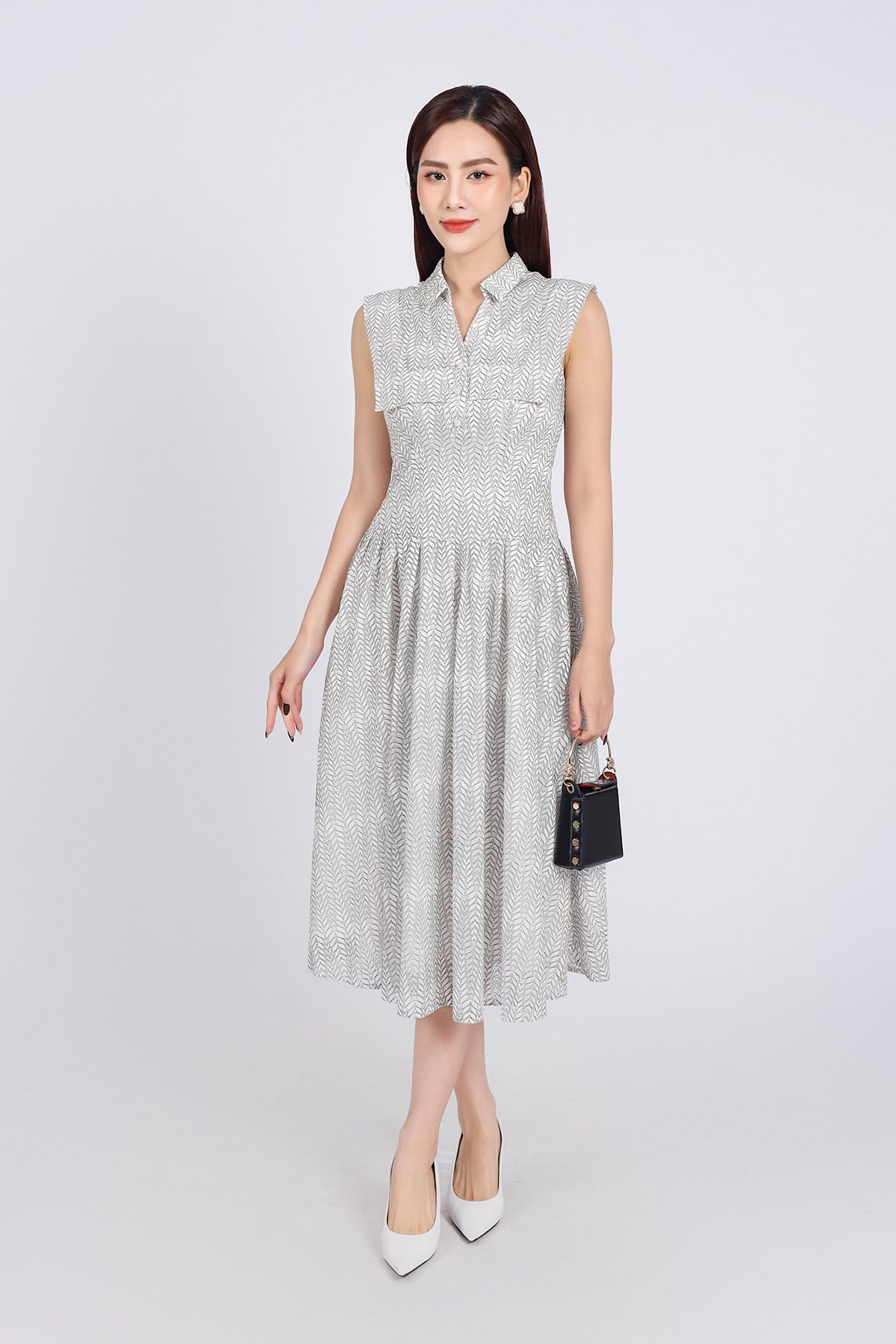 FDC35248 - Đầm công sở vải ren hoạ tiết dáng suông cổ đức xẻ V tay chờm eo váy xếp nhún tạo xoè - PANTIO