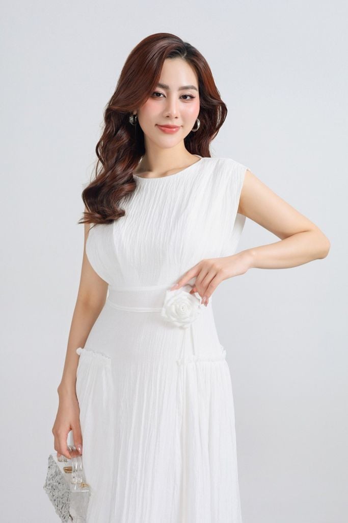 FDC35286 - Đầm công sở vải tơ cổ tròn vai chờm hông xếp nhún tạo kiểu eo phối dây đai hoa - PANTIO