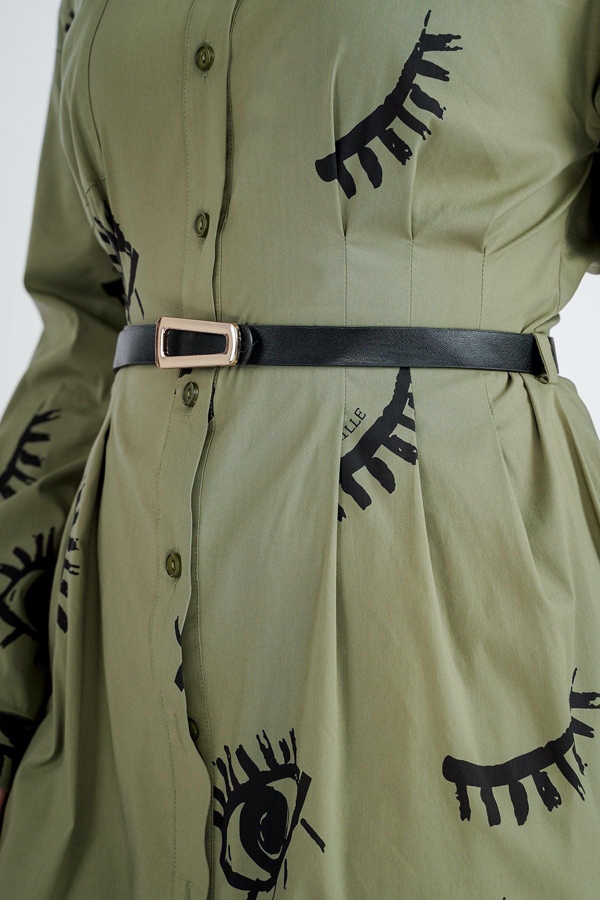 Đầm công sở chất liệu thô kate cổ đức tay dài FDC53169 - PANTIO