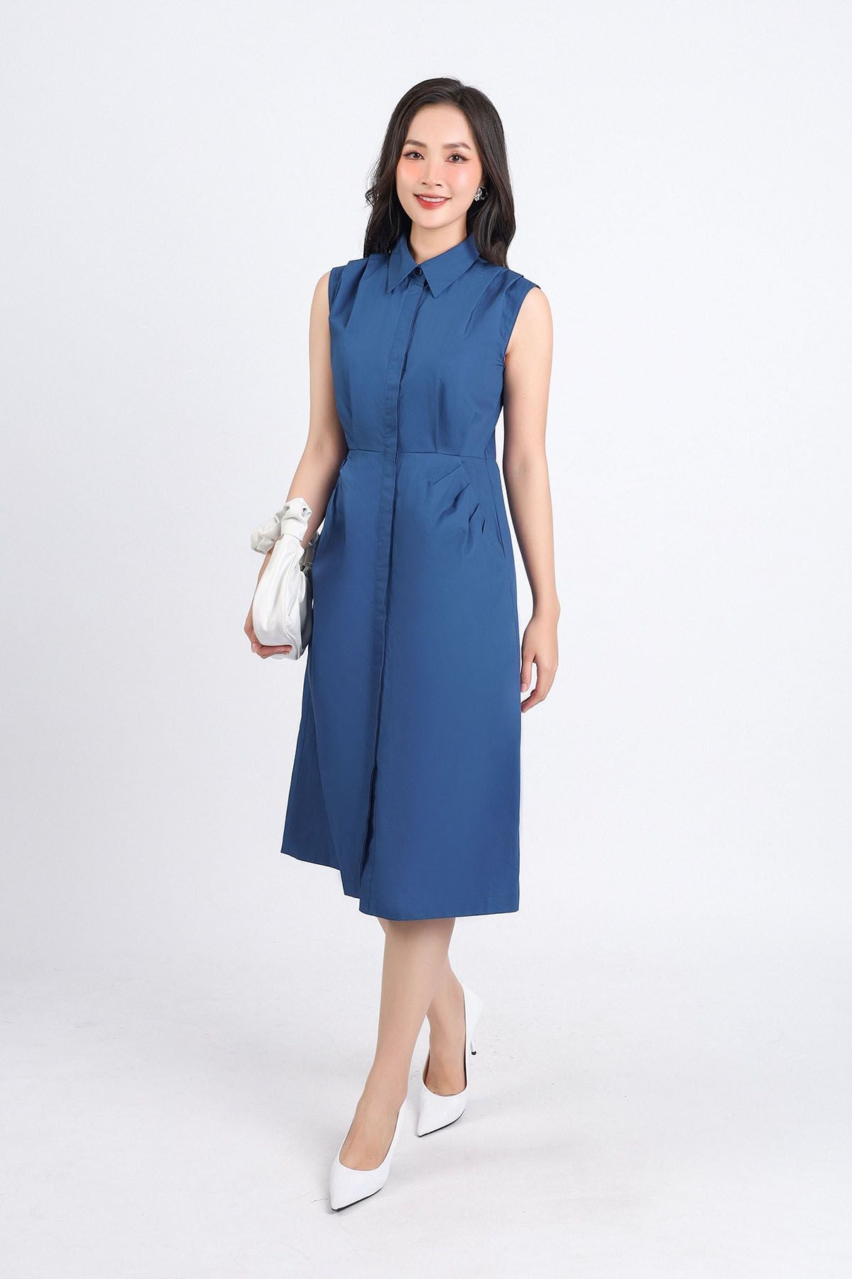 FDC55100 - Đầm công sở vải thô hai lớp lót habutai dáng chữ A cổ đức vai xếp ly tạo kiểu thân cài khuy - PANTIO