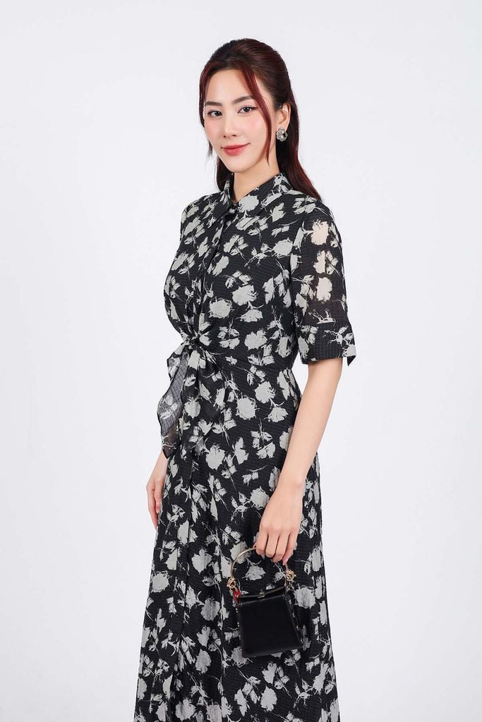 FDC75080 - Đầm công sở vải tơ dáng suông cổ đức tay lỡ cài khuy thân trước eo phối vạt thắt eo tạo kiểu - PANTIO