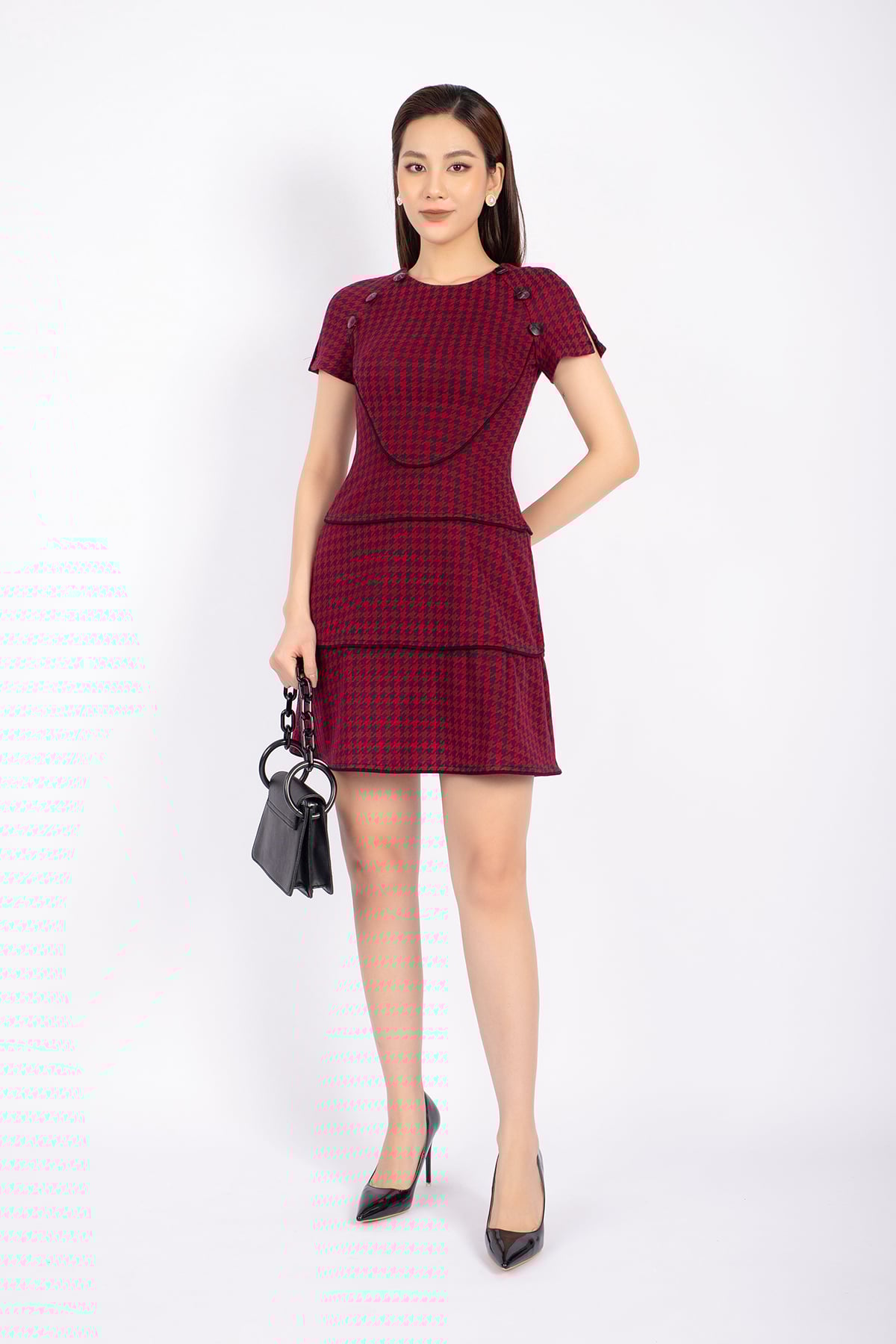 FDC93547 - Đầm công sở vải dạ dáng A cổ tròn đính khuy phối vải khác màu trang trí - PANTIO