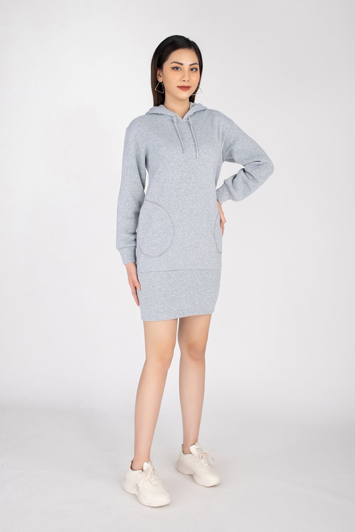 FDD9072- Đầm len dáng suông có mũ dài tay - PANTIO