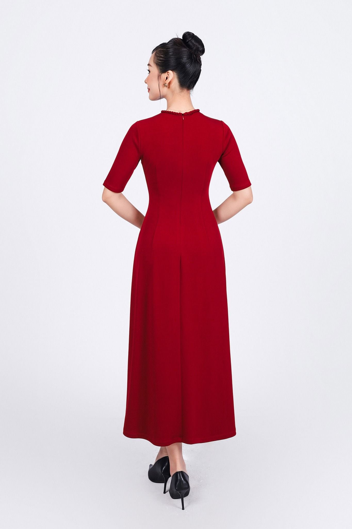 FDD9130 - Đầm dệt kim vải cotton cao cấp dáng ôm cổ tròn tay lỡ eo nhún tạo kiểu khoá thân sau - PANTIO