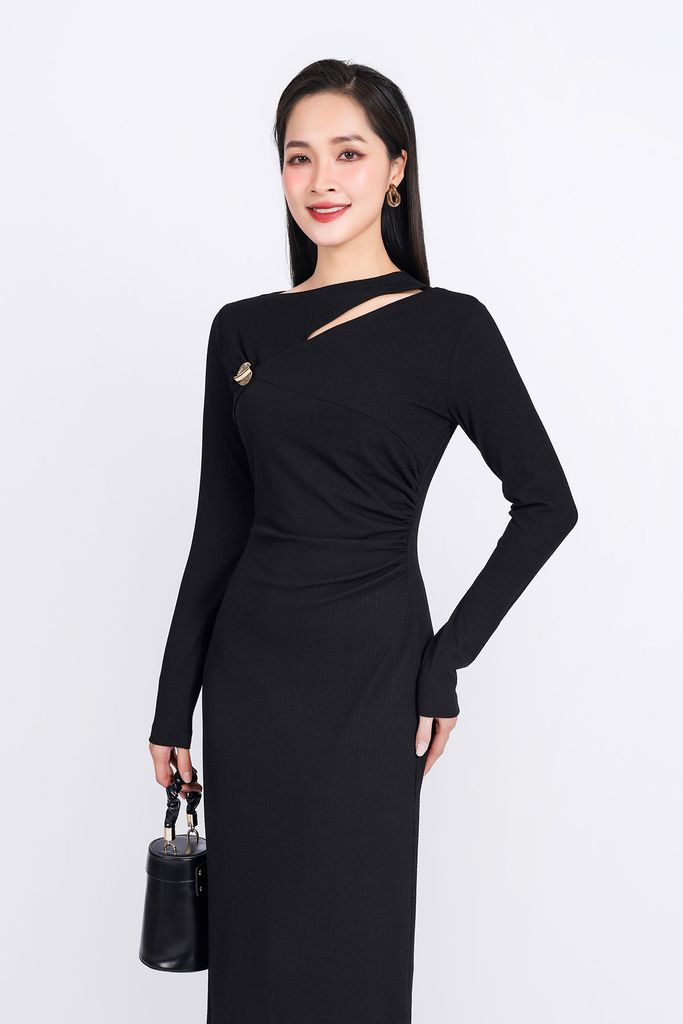 FDD9136 - Đầm len thời trang cao cấp dáng suông cổ tròn ngực cut tạo kiểu phối khuy kim loại trang trí - PANTIO