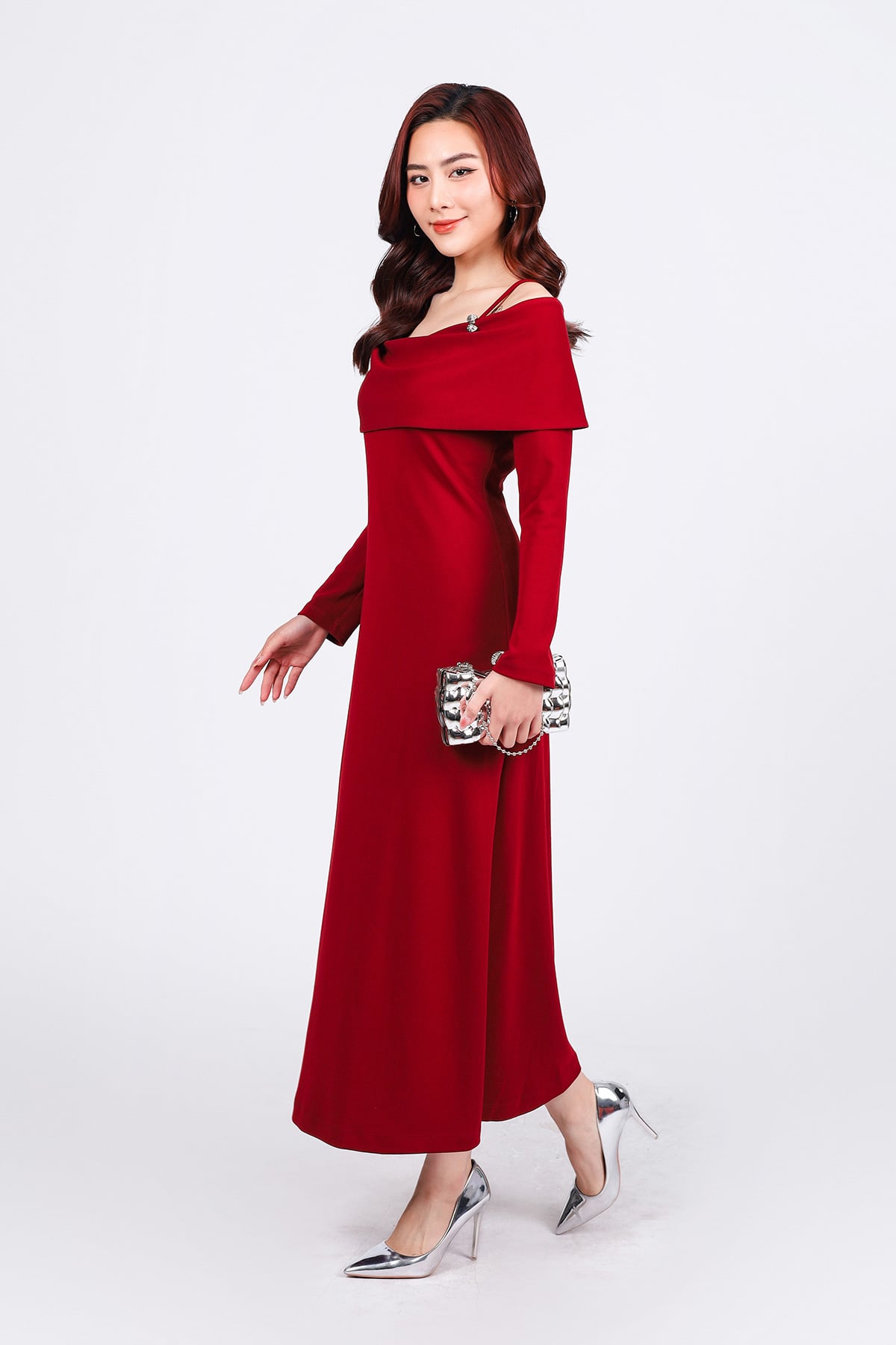 FDD9148 - Đầm dệt kim vải cotton dáng suông cổ kiểu lệch vai tay dài vai đính đá kim loại thời trang - tỷ lệ kèo 8899