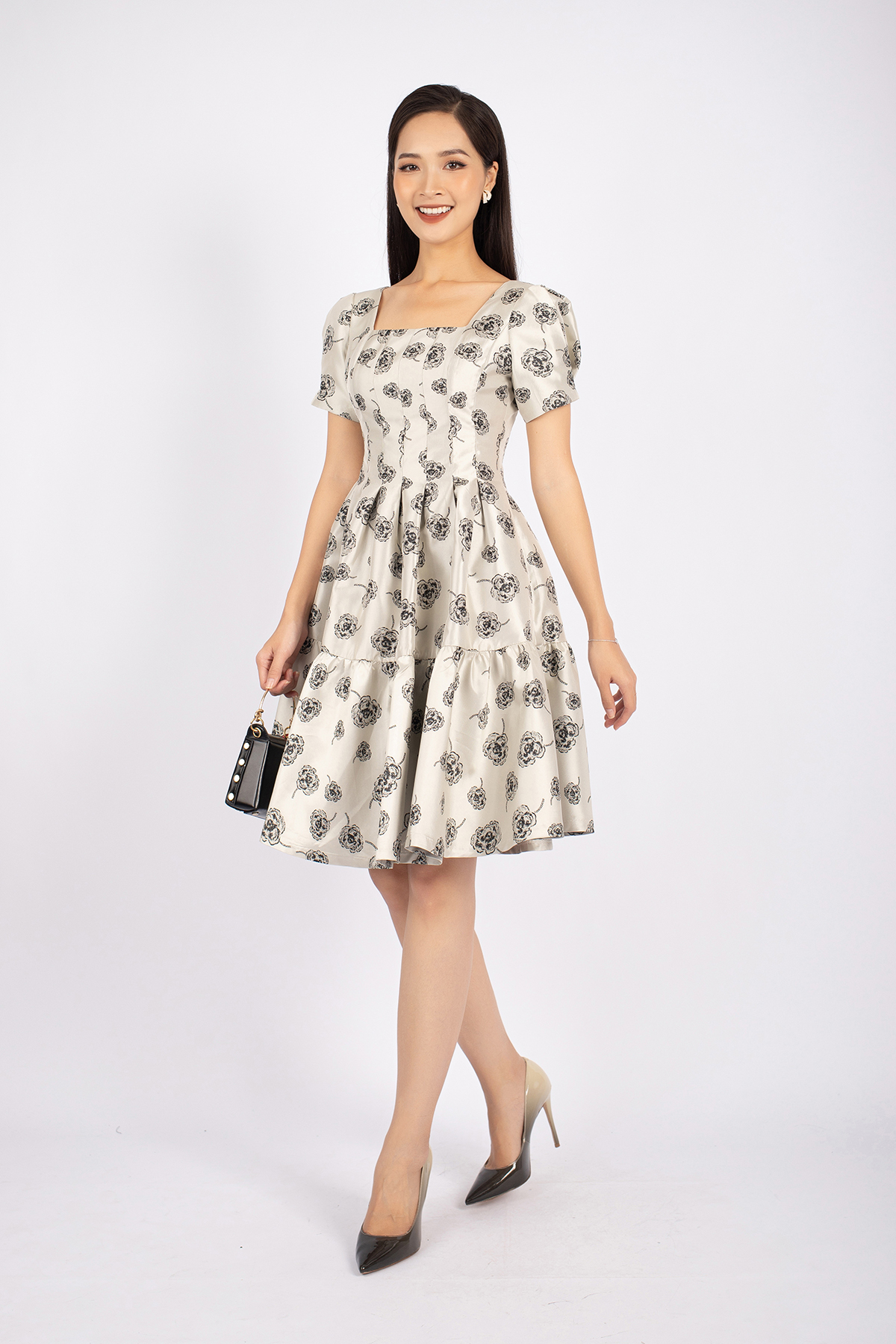 FDH3331 - Đầm dự tiệc vải tafta dáng xòe cổ vuông thân xếp ly tạo kiều - PANTIO