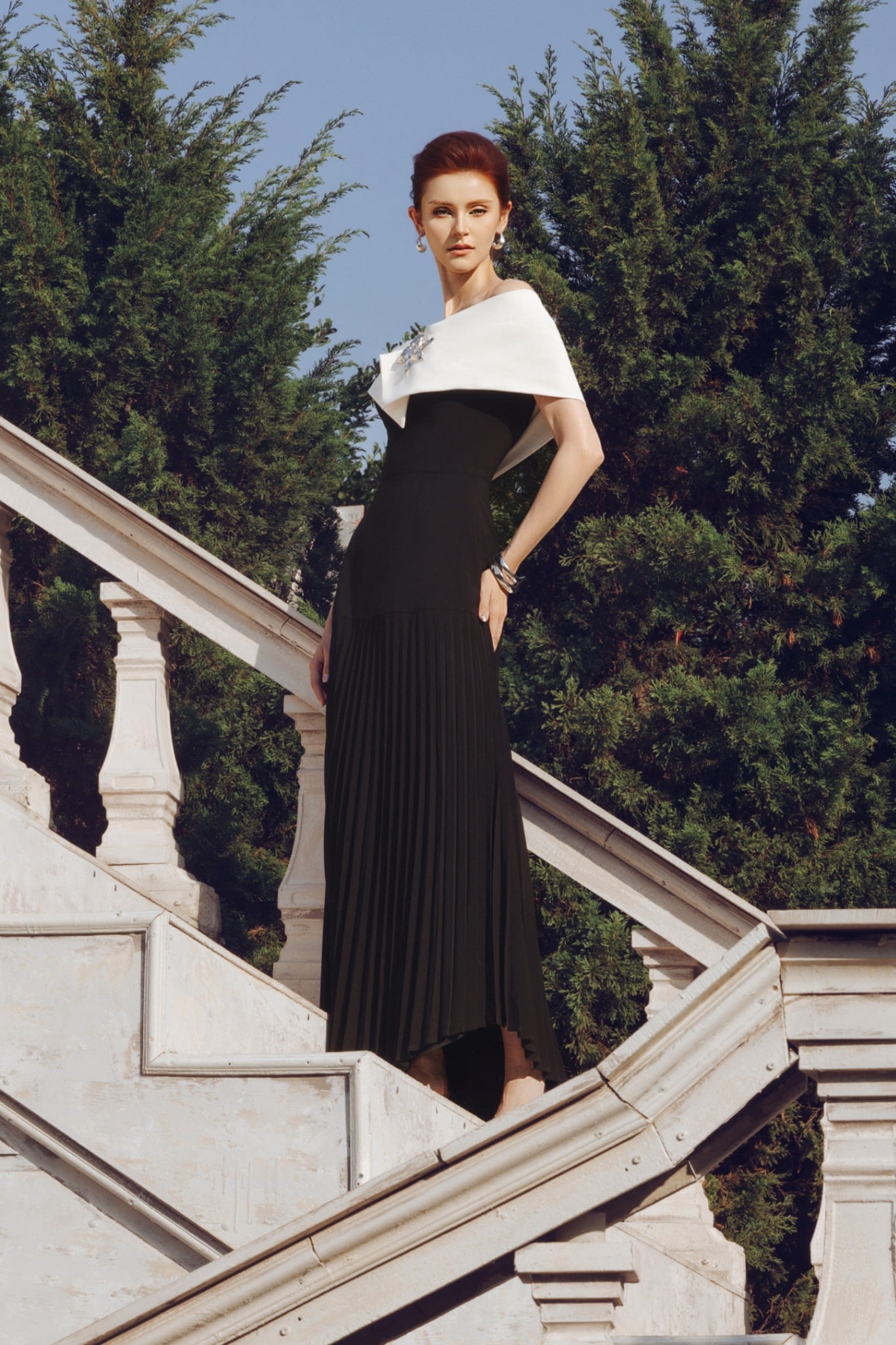 FDH3503 - Đầm dạ hội cao cấp vải thô dáng suông trễ vai phối vạt bất đối xứng thân váy dập ly xoè tạo kiểu - PANTIO