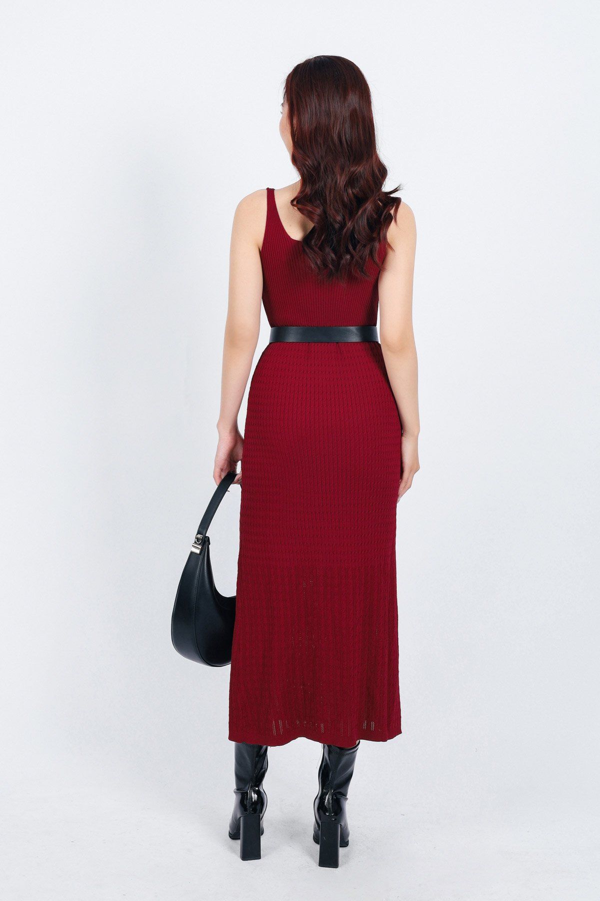 FDO026 - Đầm len hai dây thời trang cao cấp dáng ôm cổ xẻ V sâu - PANTIO