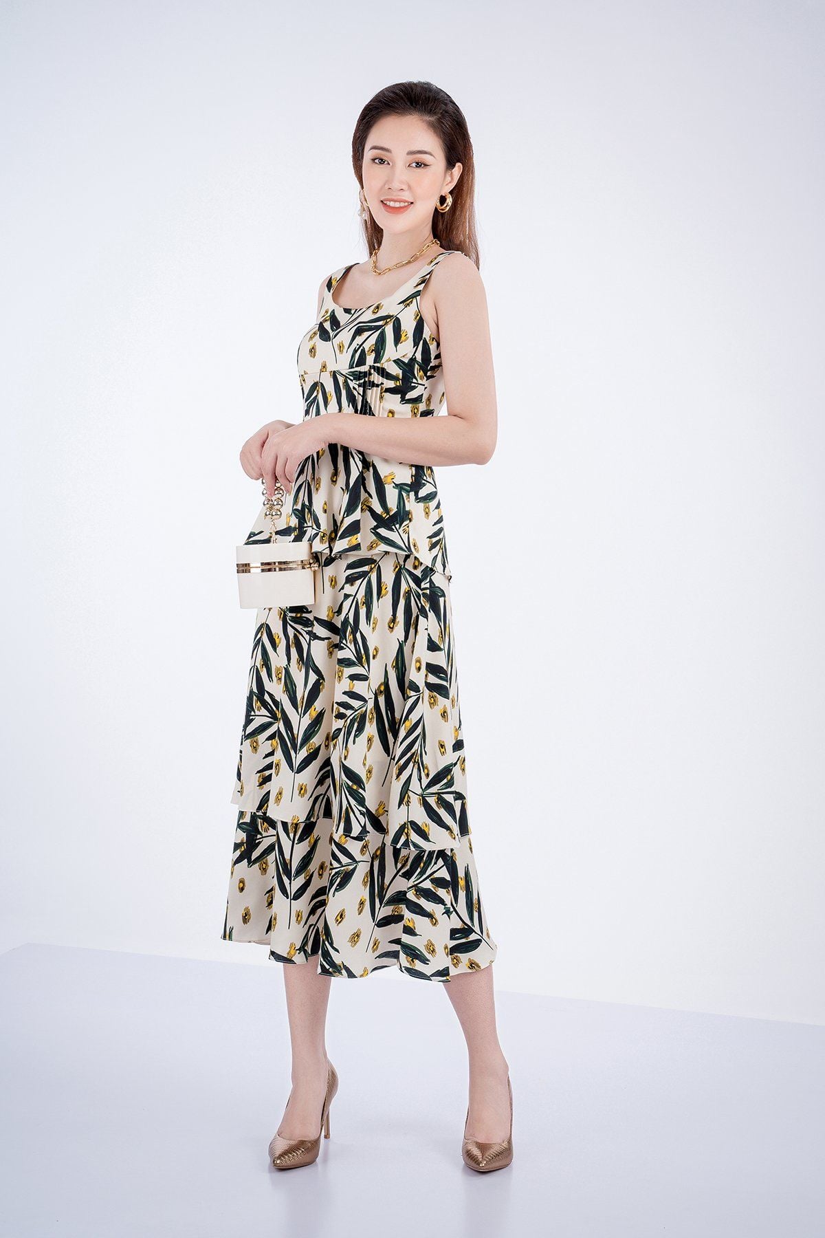 FDP32782 - Đầm dạo phố chất liệu lụa dáng dài không tay - PANTIO