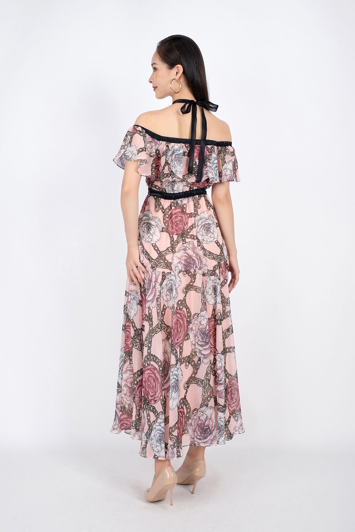 FDP32914 - Đầm dạo phố vải voan dáng maxi vai trễ đổ bèo cổ buộc nơ eo can vải khác màu - PANTIO