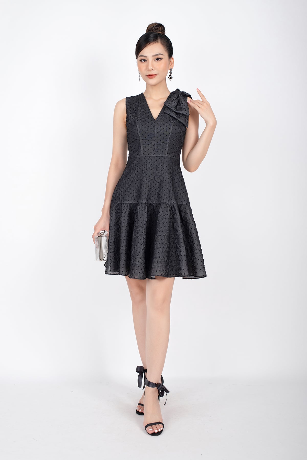 FDP32978 - Đầm dạo phố vải voan dáng Xoè cổ V vai đính nơ 3D bản to - PANTIO