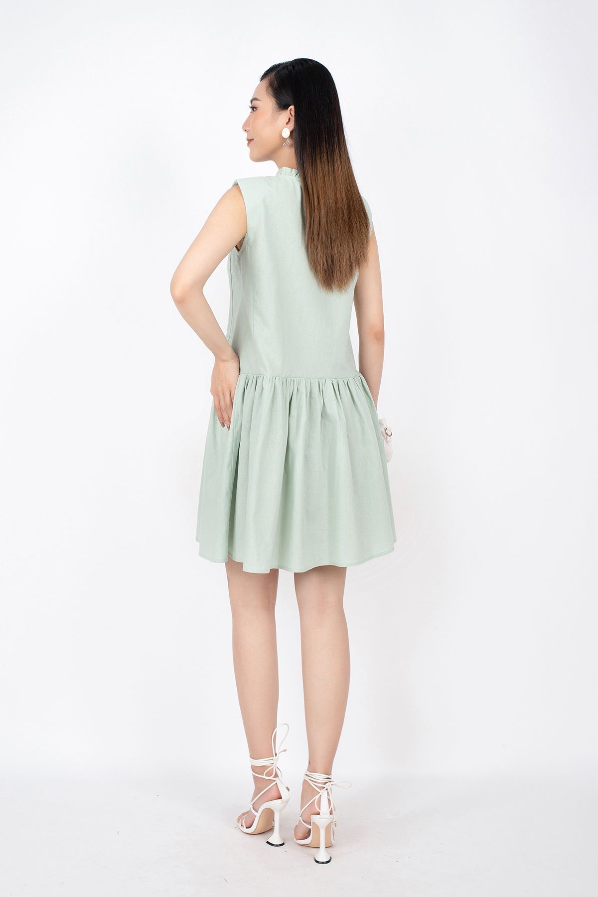 FDP32990 - Đầm dạo phố vải linen dáng Xoè cổ tay xếp bèo thân thêu họa tiết chân váy xếp nếp - PANTIO