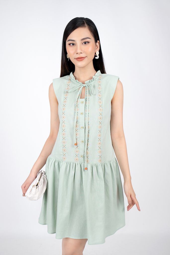 FDP32990 - Đầm dạo phố vải linen dáng Xoè cổ tay xếp bèo thân thêu họa tiết chân váy xếp nếp - PANTIO