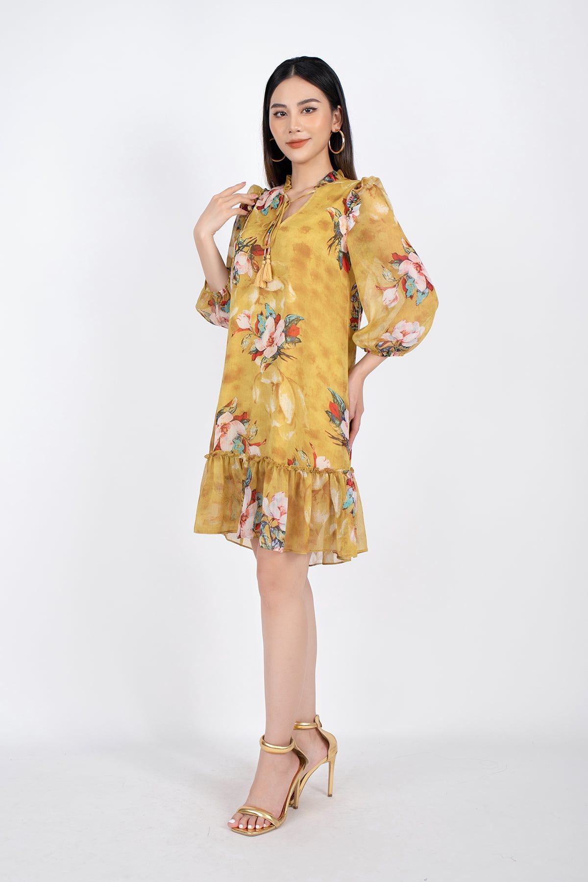 FDP33000 - Đầm dạo phố vải voan dáng suông chân xòe xếp bèo cổ xếp nếp buộc nơ tay lỡ bo chun - PANTIO