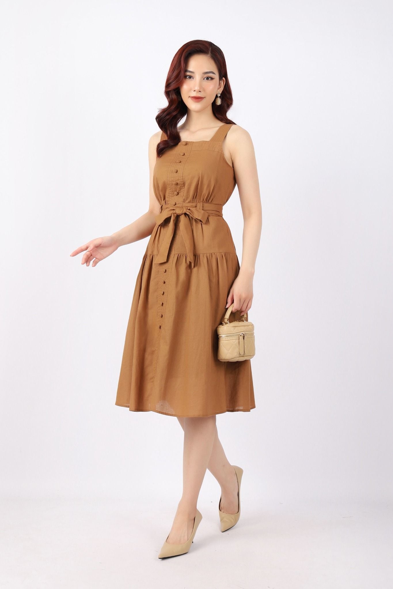 FDP33071 - Đầm dạo phố vải linen dáng Xoè cổ vuông thân ngực đính cúc bọc trang trí kèm đai thắt nơ tạo kiểu - PANTIO