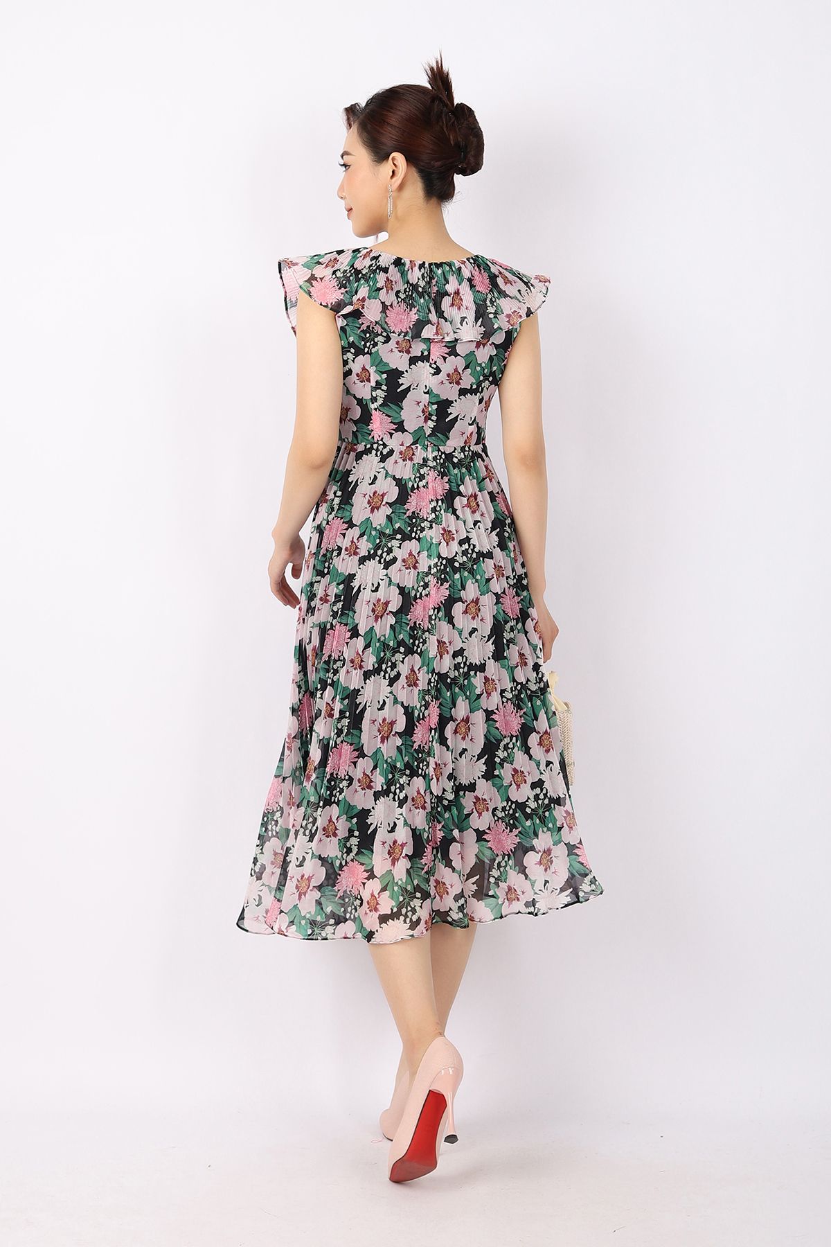 FDP33079 - Đầm dạo phố vải tơ dáng Xoè chân rập ly cổ vuông tay cánh tiên khóa thân sau - PANTIO