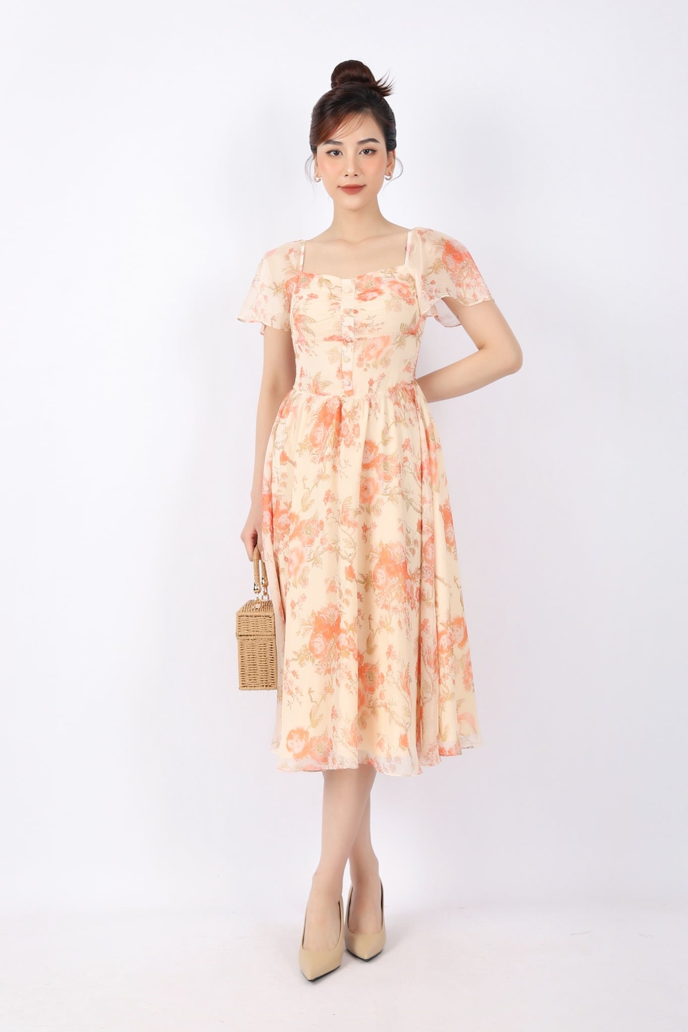 FDP33097 - Đầm dạo phố vải tơ dáng Xoè cổ vuông tay bèo cánh tiên thân ngực xếp nhún khóa thân sau - PANTIO