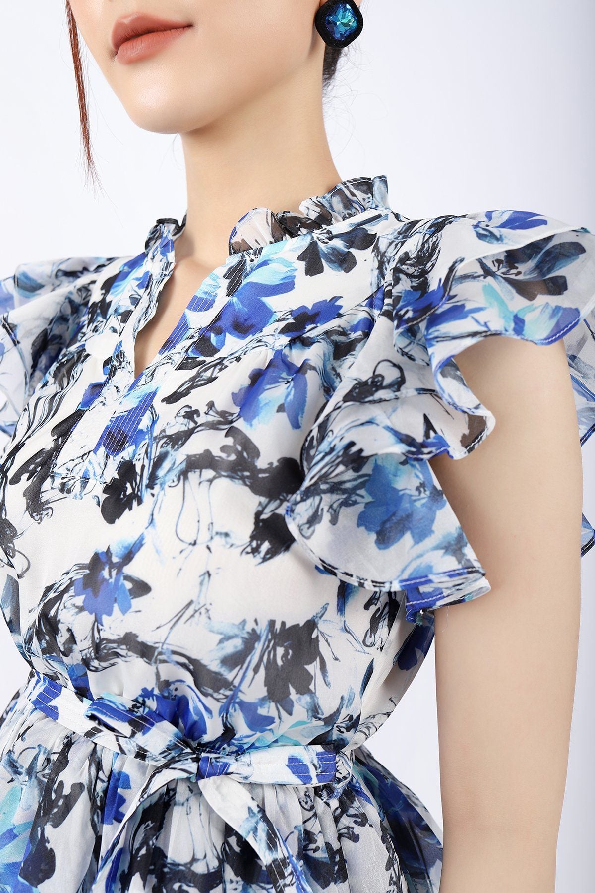 FDP33102 - Đầm dạo phố vải tơ dáng Xoè chân xếp bèo tầng tay cánh tiên kèo đai cùng vải tạo kiểu - PANTIO