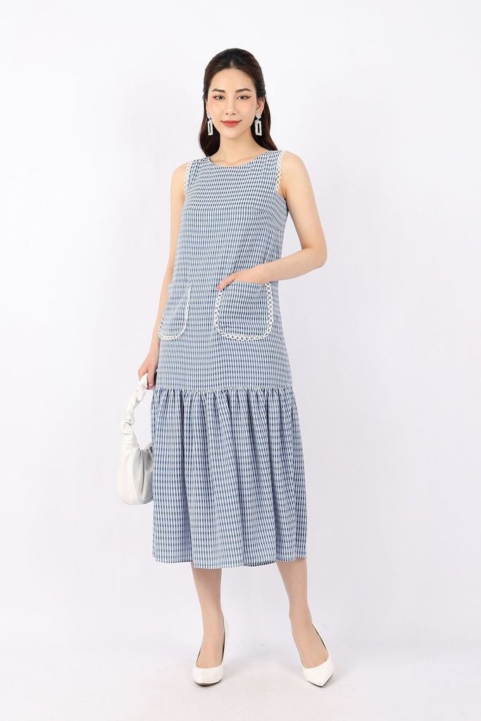 FDP33139 - Đầm dạo phố vải chiffon dáng Xoè cổ tròn viền vai và túi phối dây ren tạo kiểu - PANTIO