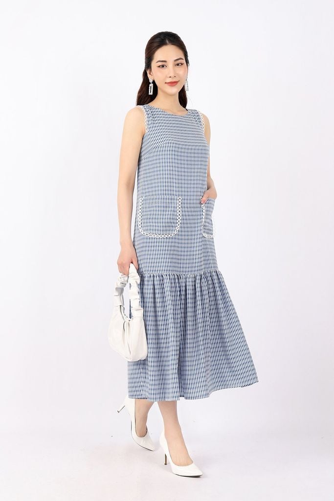 FDP33139 - Đầm dạo phố vải chiffon dáng Xoè cổ tròn viền vai và túi phối dây ren tạo kiểu - PANTIO