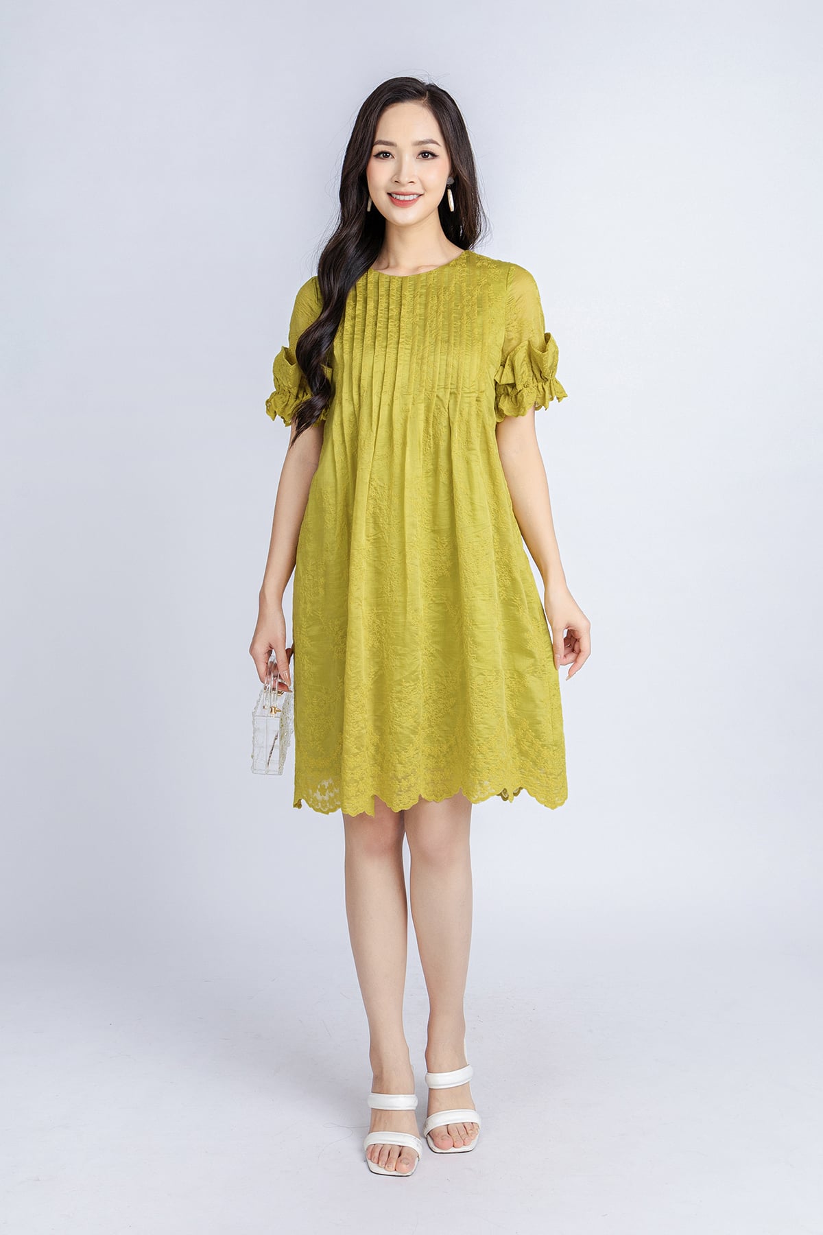 FDP33252 - Đầm dạo phố vải thô tơ dáng suông có lót habutai cổ tròn thân ngực máy mí tạo kiểu tay pha bèo ren trang trí - PANTIO