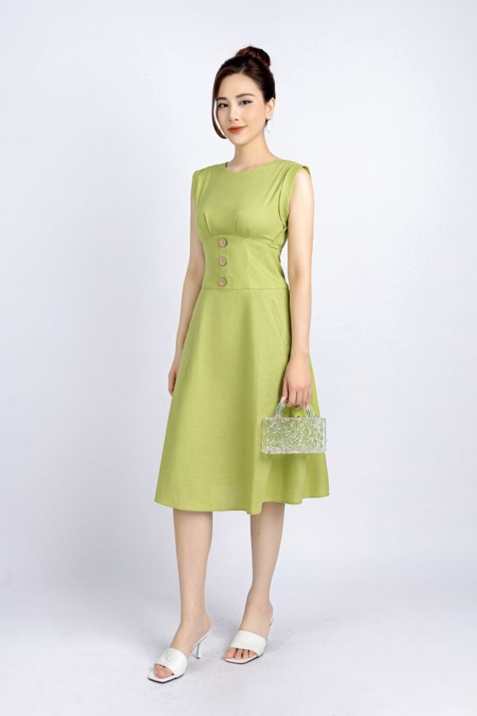 FDP33261 - Đầm dạo phố vải linen dáng xoè có lót vải habutai cổ tròn vai chờm xếp nhún thân nối chân ngực đính khuy trang trí khoá thân sau - PANTIO