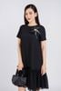 FDP33276 - Đầm dạo phố vải chiffon lót 1 lớp habutai dáng maxi kèm hoa trang trí chân váy rút dúm tạo kiểu- PANTIO