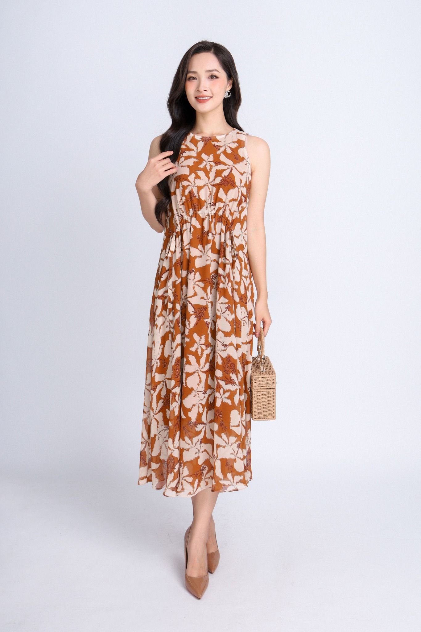 FDP33280 - Đầm dạo phố vải chiffont dáng xoè có lót vải habutai cổ tròn thân rút nhún eo tạo kiểu - PANTIO