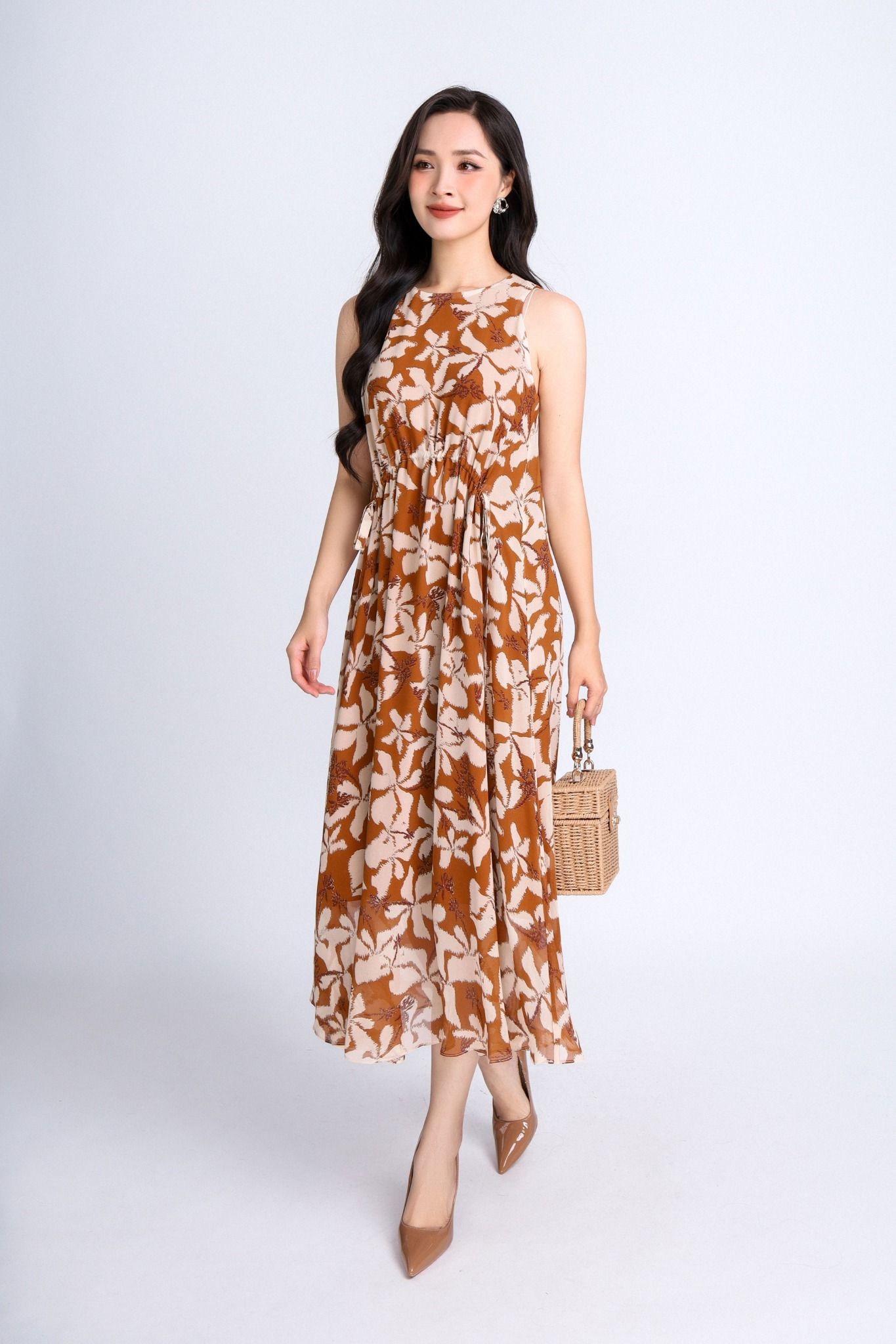 FDP33280 - Đầm dạo phố vải chiffont dáng xoè có lót vải habutai cổ tròn thân rút nhún eo tạo kiểu - PANTIO